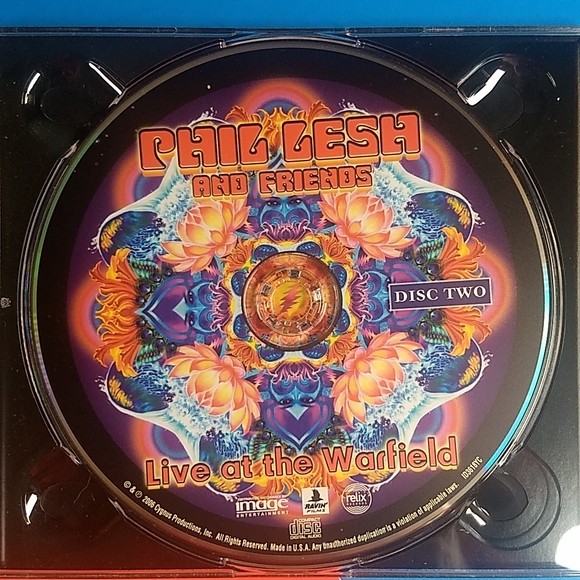 RIP Phil Lesh & Friends Live at the Warfield 2 CD + 1 DVD boxed set, pre owned - Picture 9 of 16